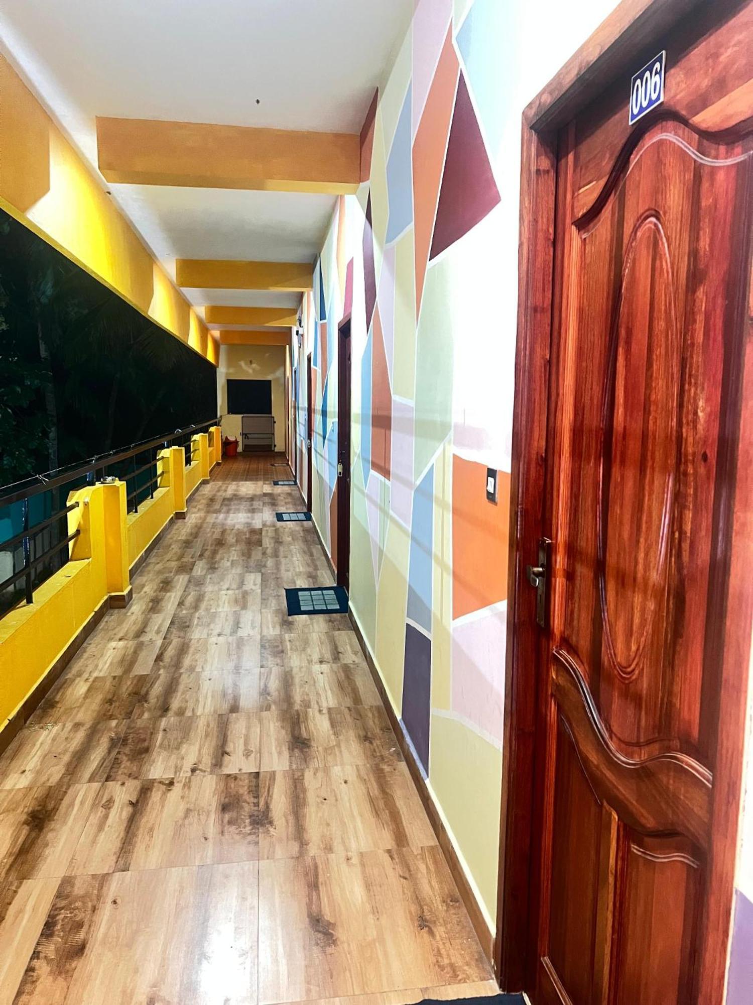 Dream Serenity Residency Пондичери Екстериор снимка