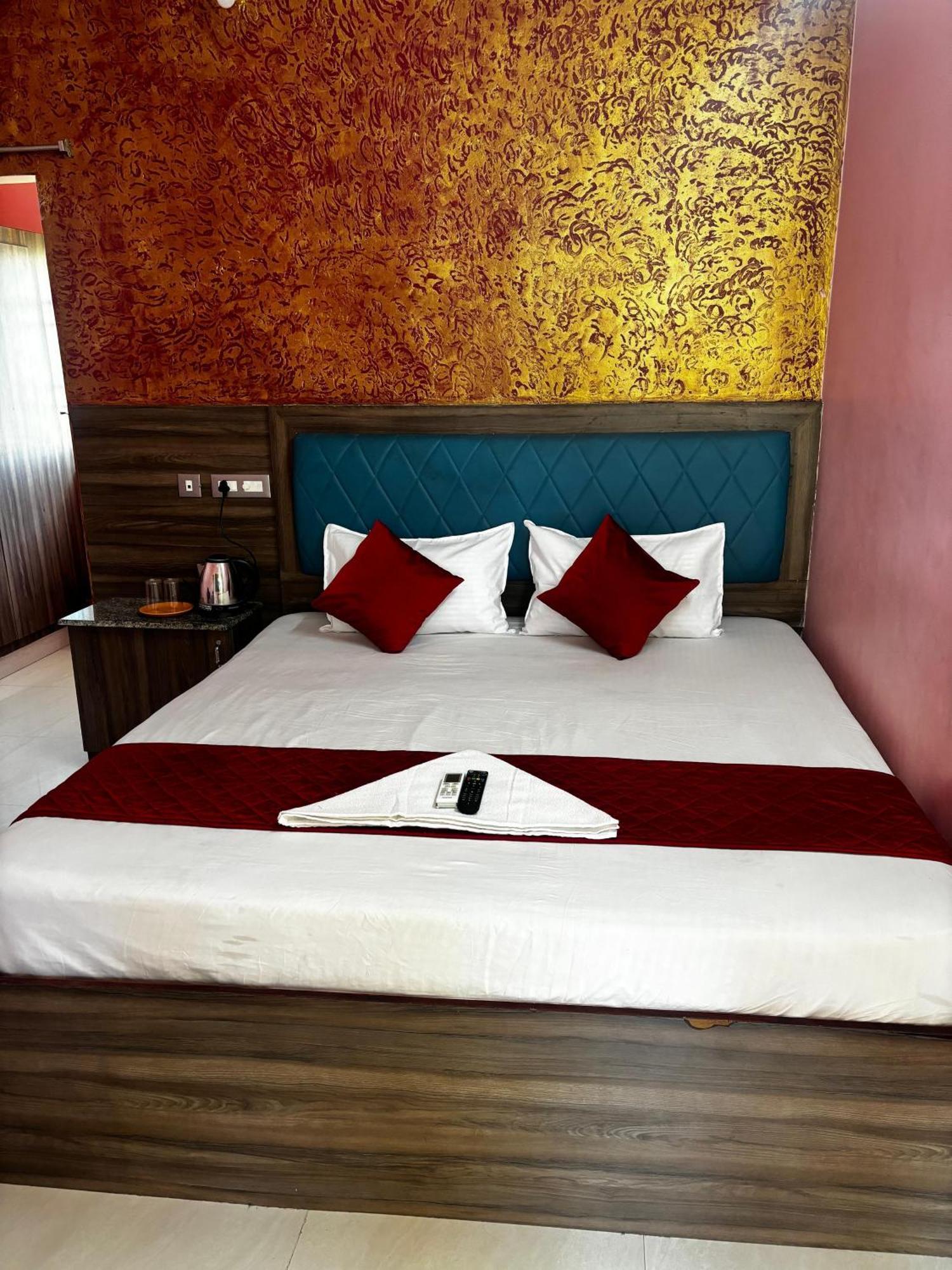 Dream Serenity Residency Пондичери Екстериор снимка
