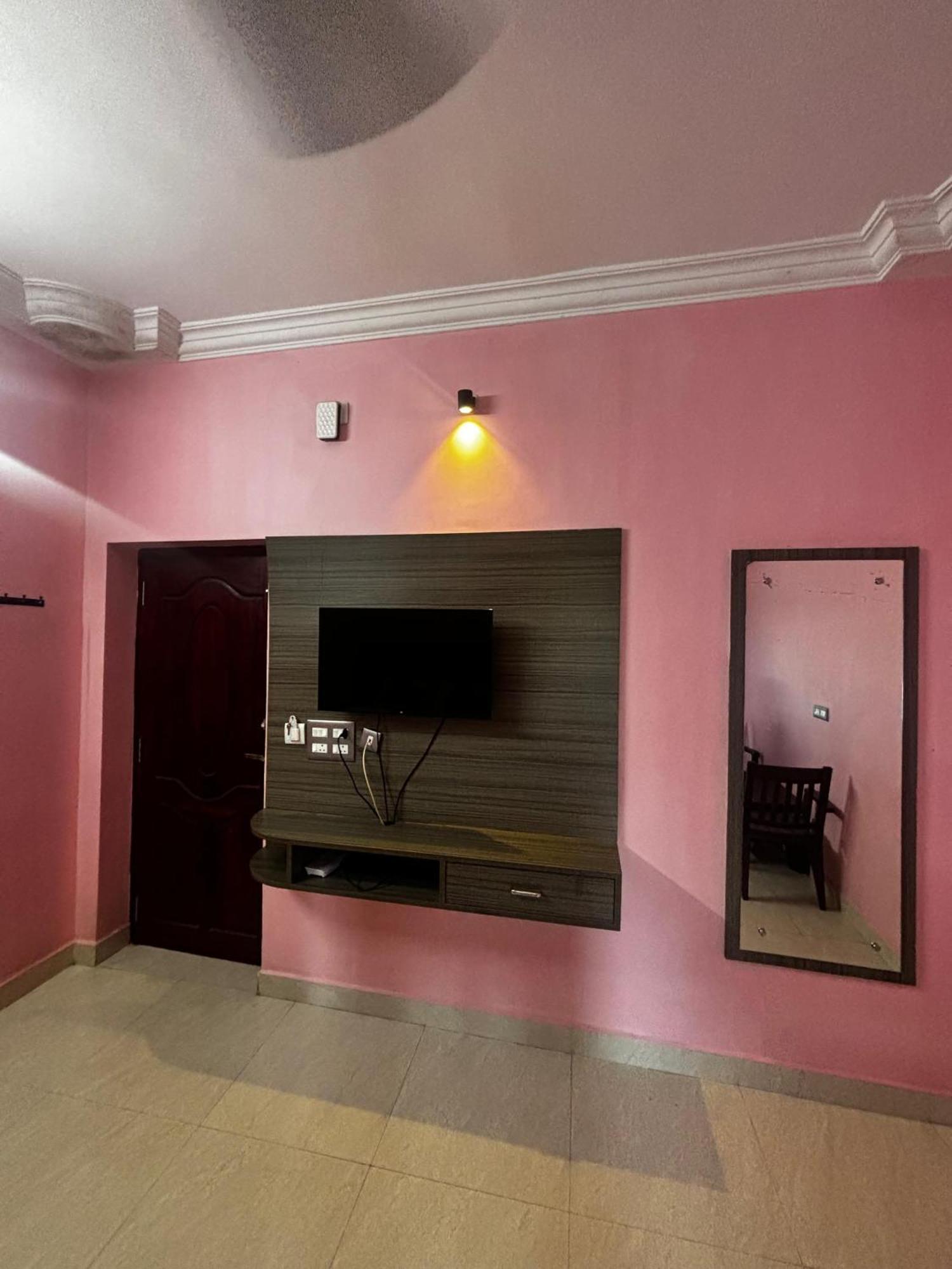 Dream Serenity Residency Пондичери Екстериор снимка